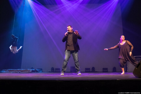 Photographe événementiel en Savoie : chanson française lors du spectacle des Jojos