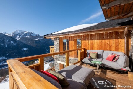 Terrasse en Haute Tarentaise (chalet de montagne dans les Alpes)