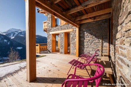 Terrasse en Haute Tarentaise (chalet de montagne dans les Alpes)